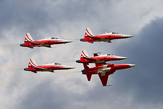 Patrouille Suisse Northrop F5