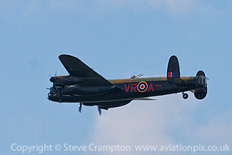 Avro Lancaster FM213 'KB726'