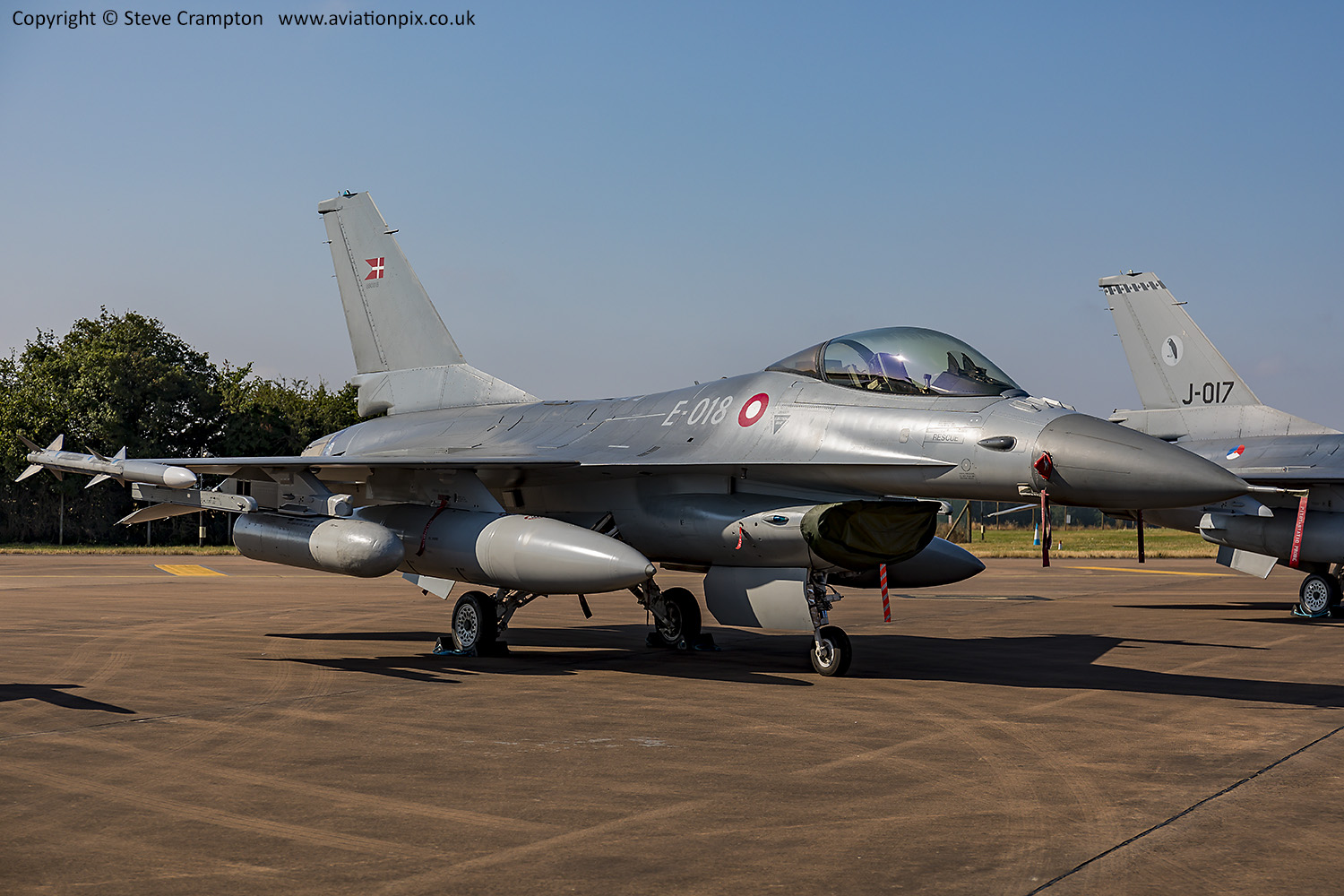 F-16 Fighting Falcon