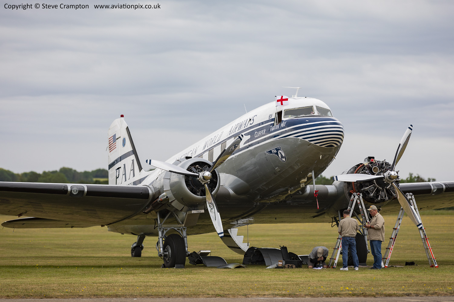 DC-3 Engine maintenance