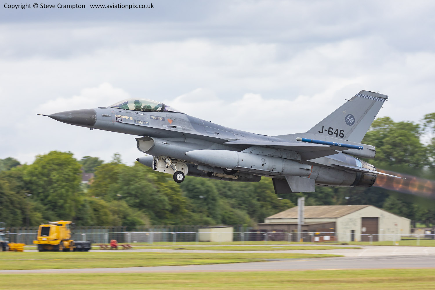 F-16 Fighting Falcon