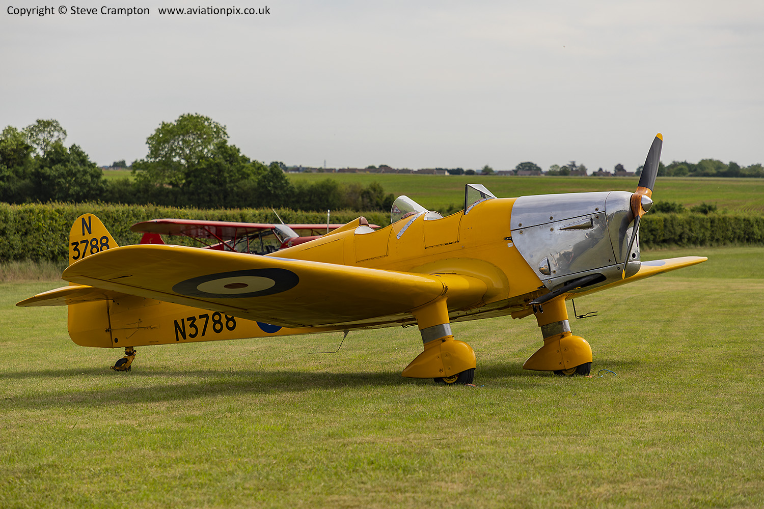 Miles Magister