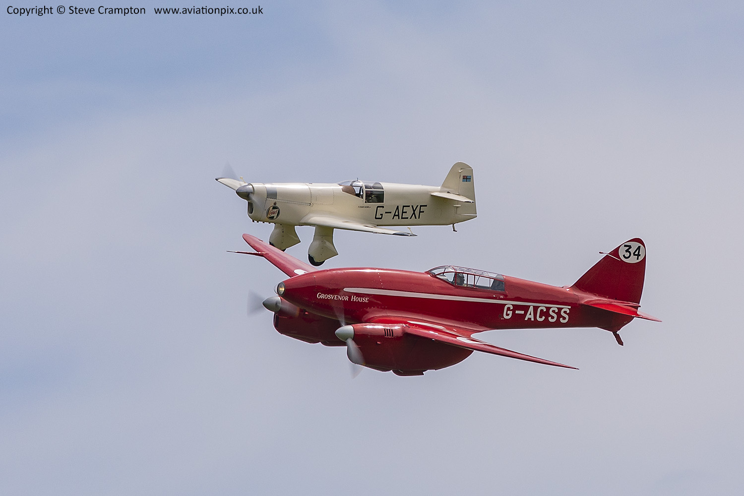 De Havilland Dh.88 Comet and Percival Mew Gull