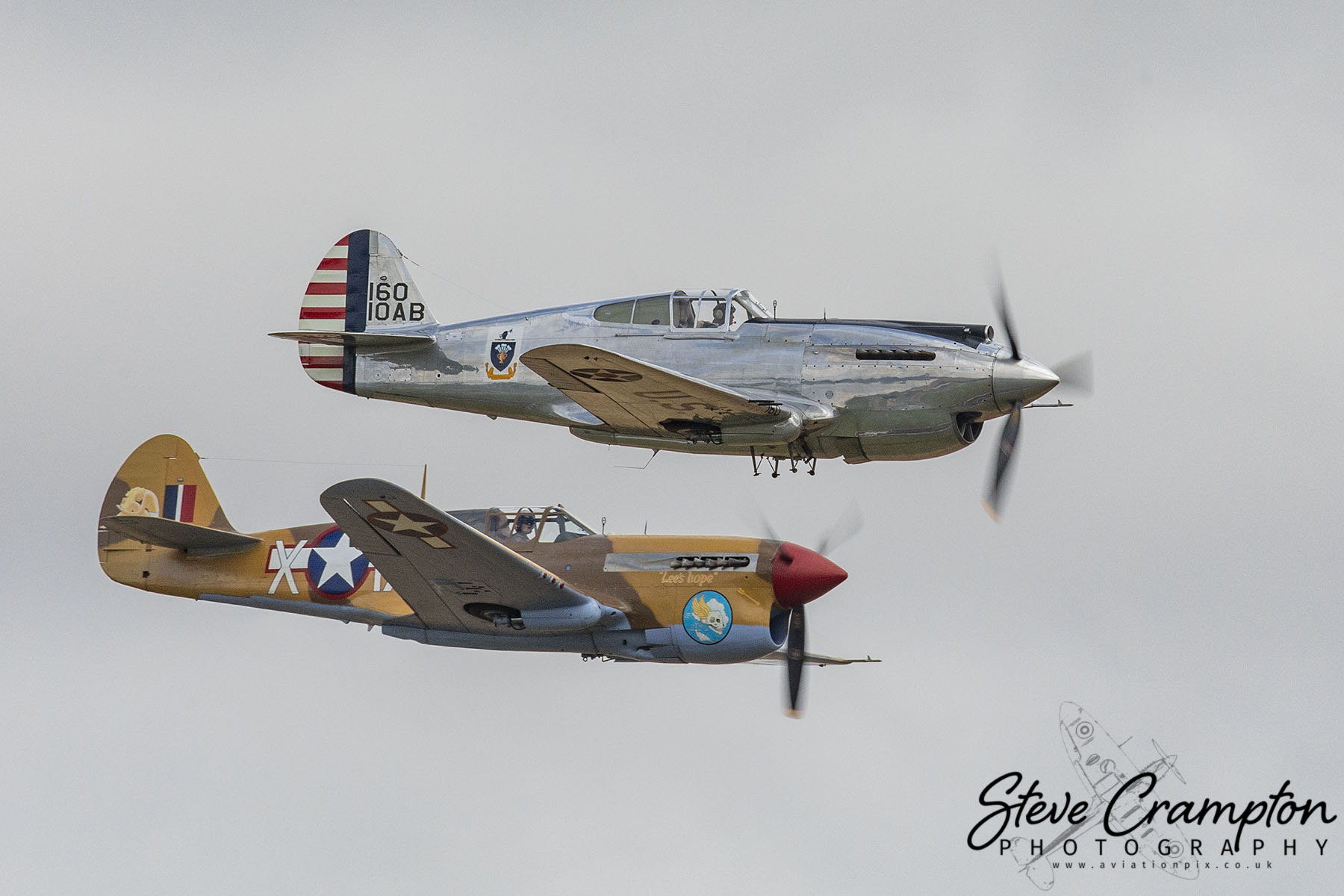 Curtiss P-40C and P-40F