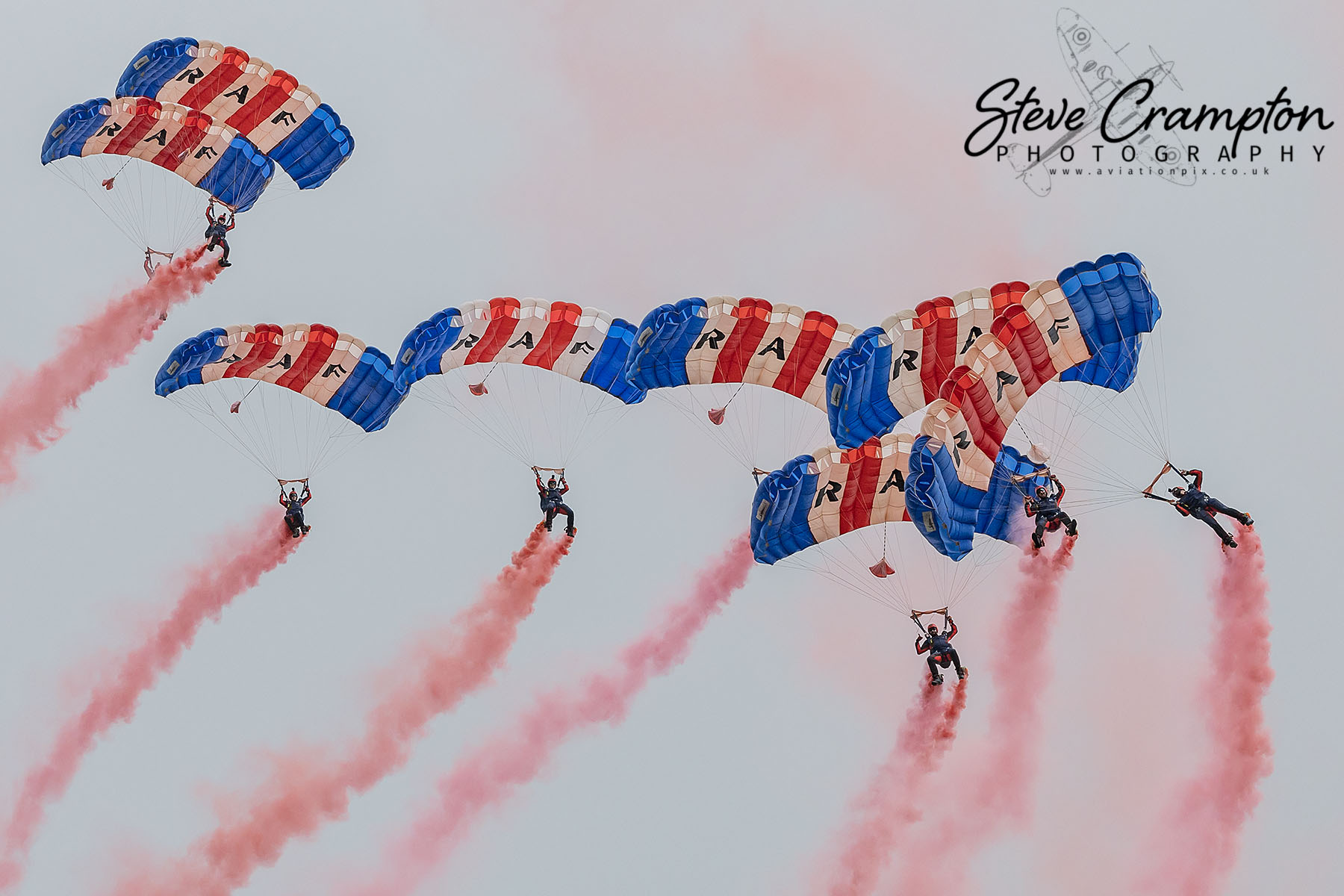 RAF Falcons parachute display team
