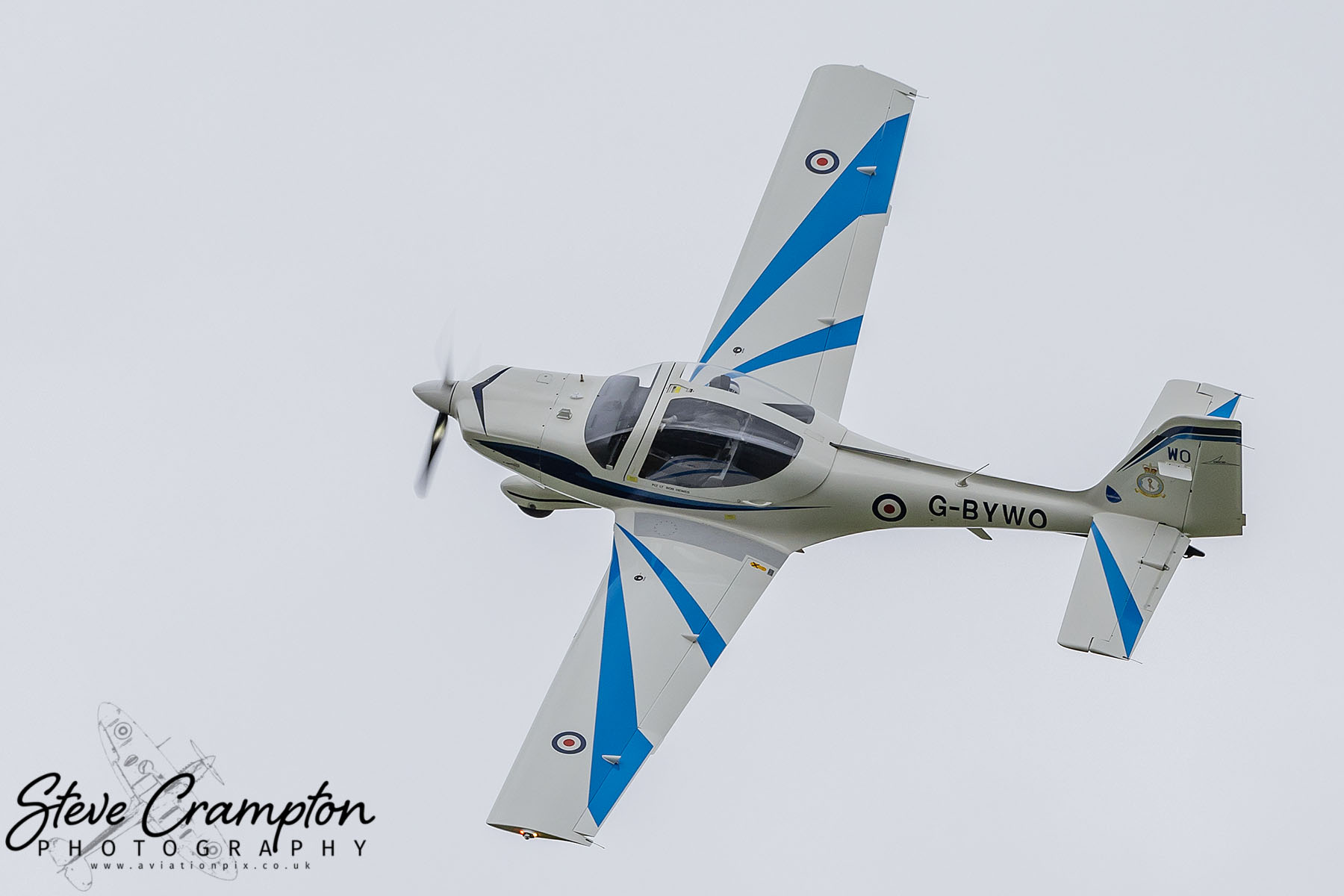 Grob Tutor