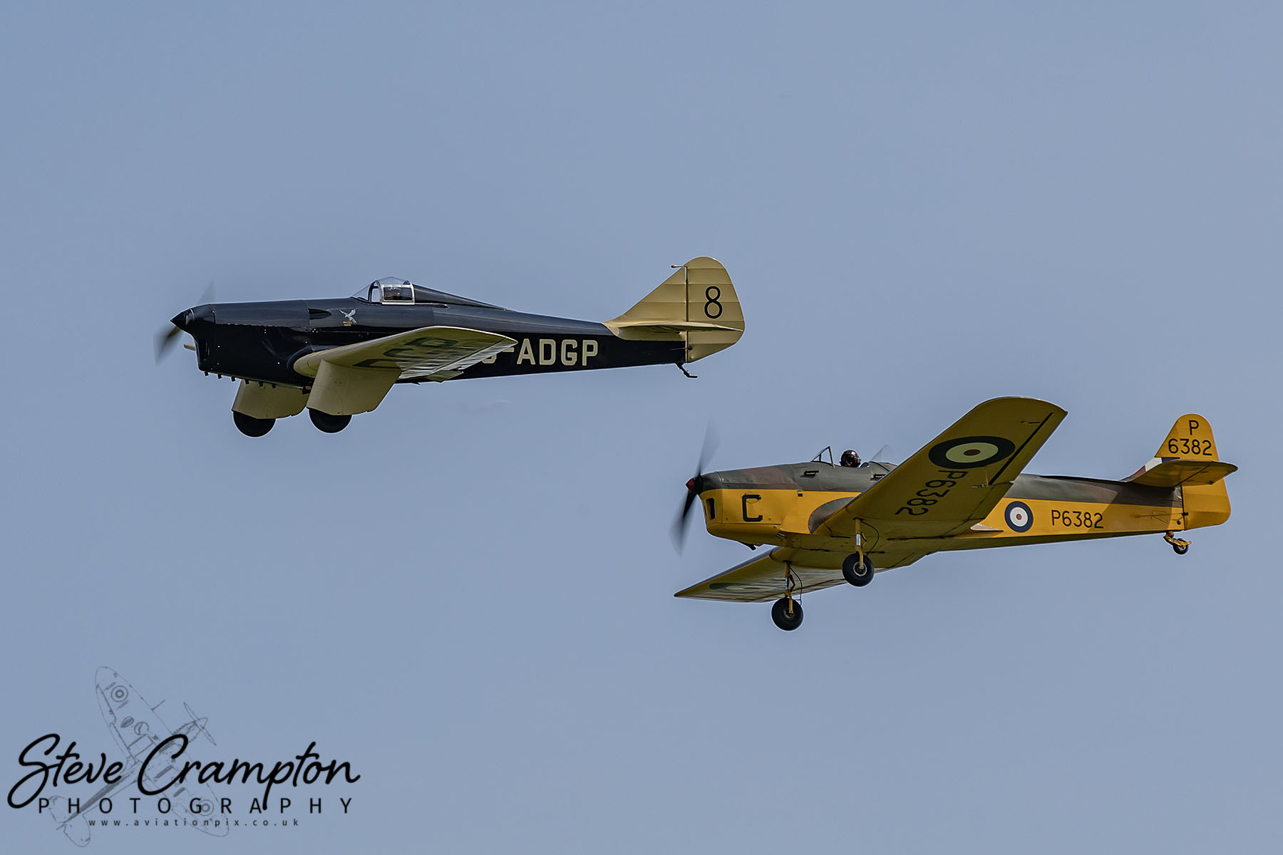 Miles Magister and Hawk Speed 6