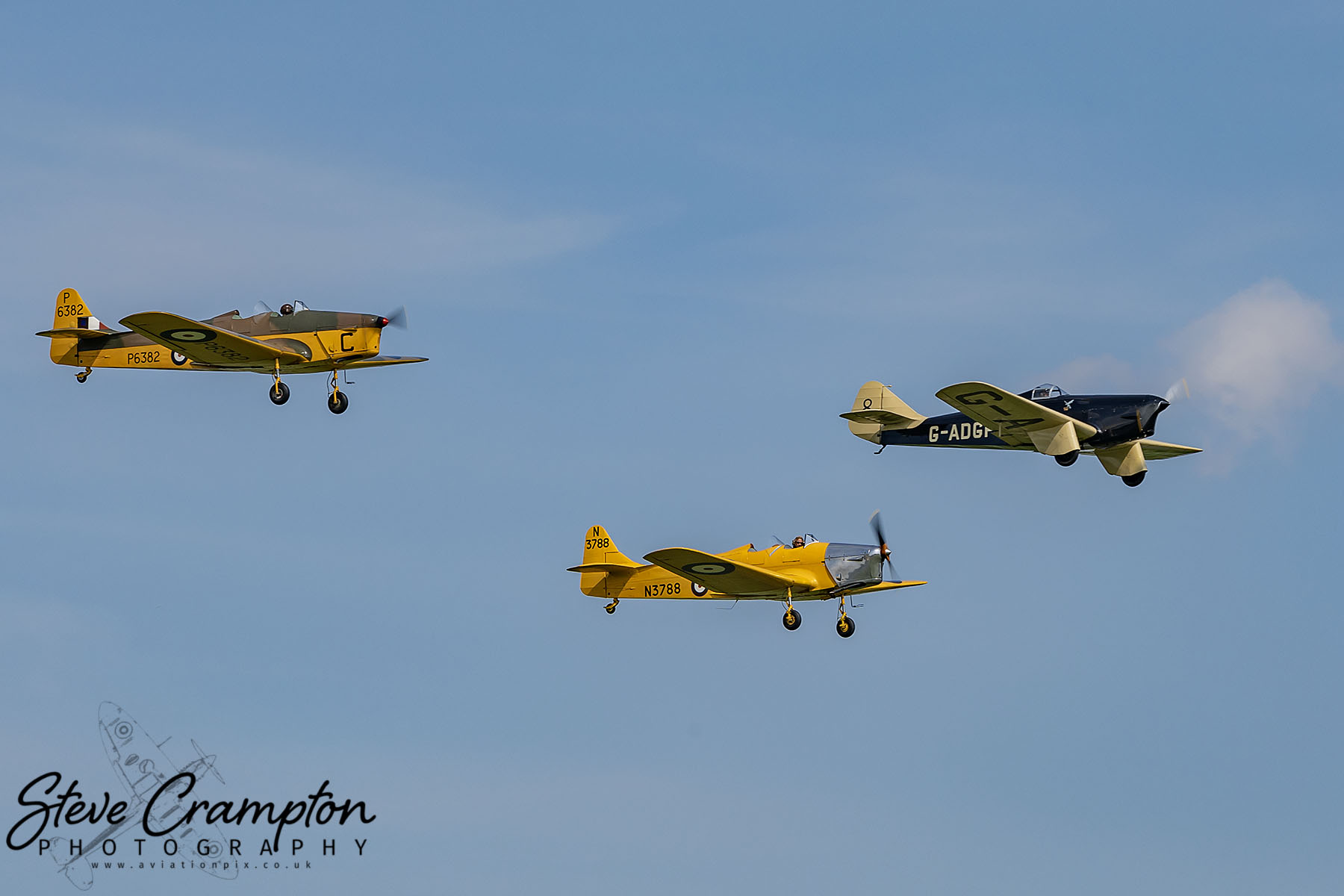 Miles Magisters and Hawk Speed 6